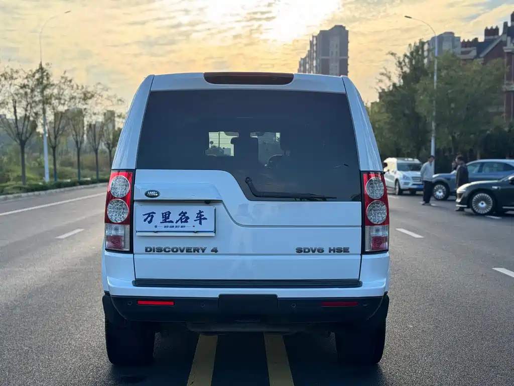 Land Rover Discovery — миниатюра 25