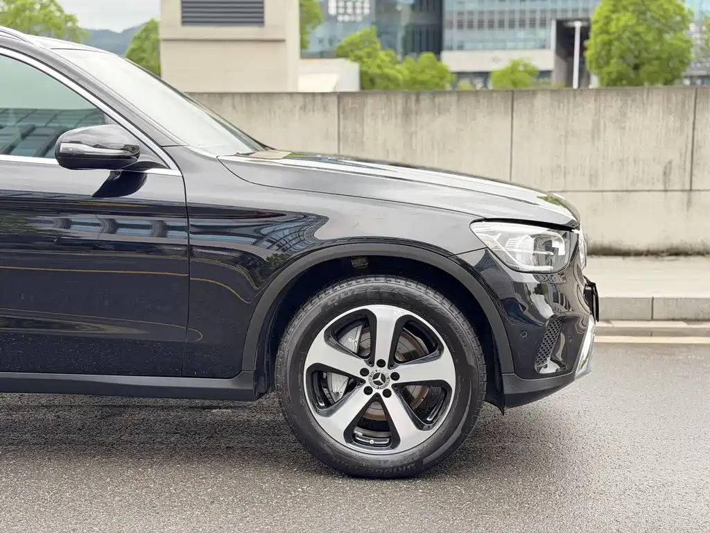 Mercedes-Benz GLC — миниатюра 4