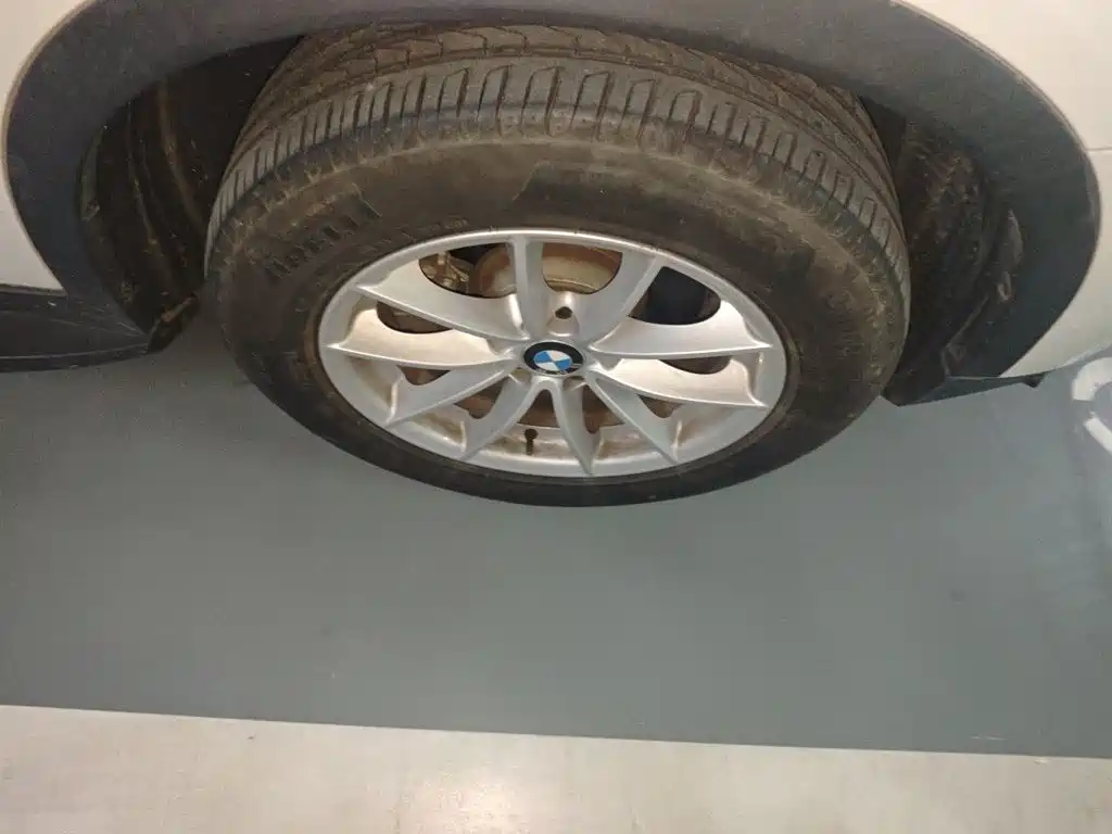 BMW X3 (Import) — миниатюра 8