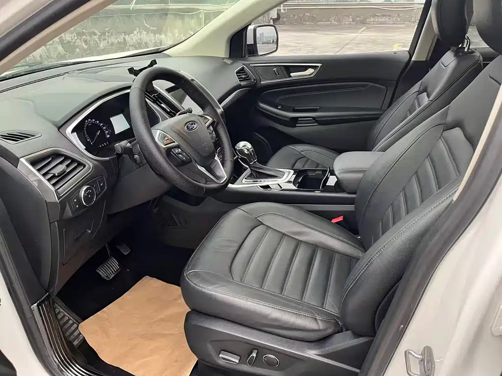 Ford Edge — миниатюра 18