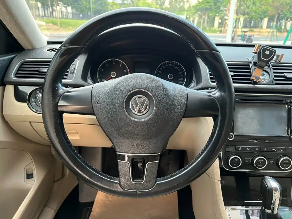 Volkswagen Passat — миниатюра 9