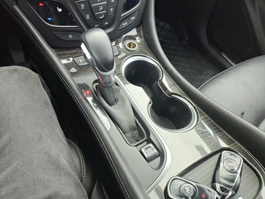 Buick Envision Plus — миниатюра 14
