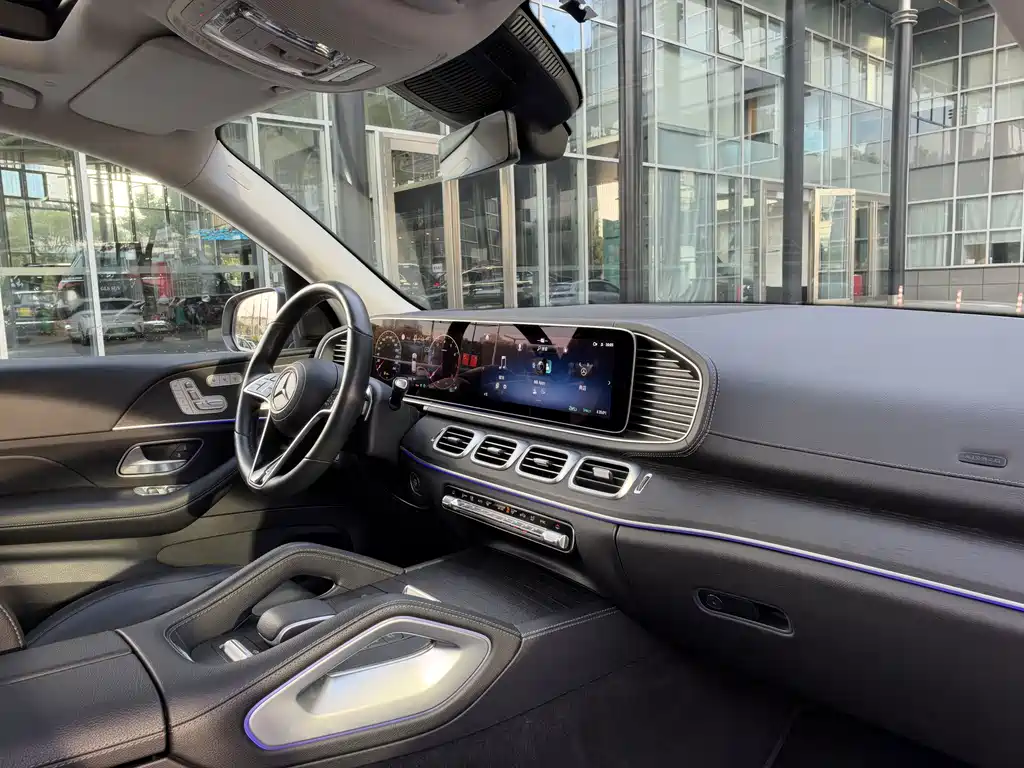 Mercedes-Benz GLE (Import) — миниатюра 9