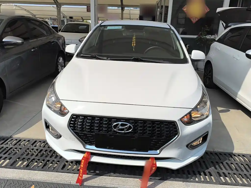 Hyundai Verna — миниатюра 3