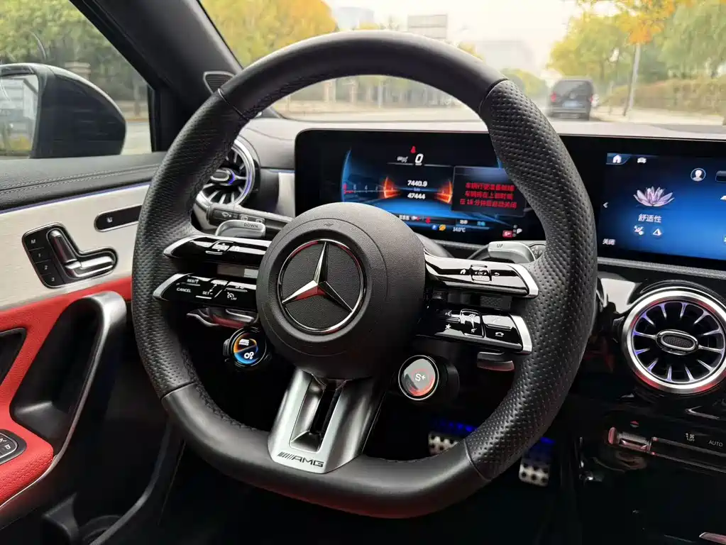 Mercedes-Benz A-Class AMG (Import) — миниатюра 7