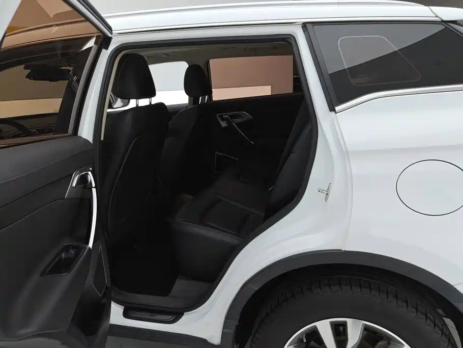 Geely Boyue — миниатюра 11