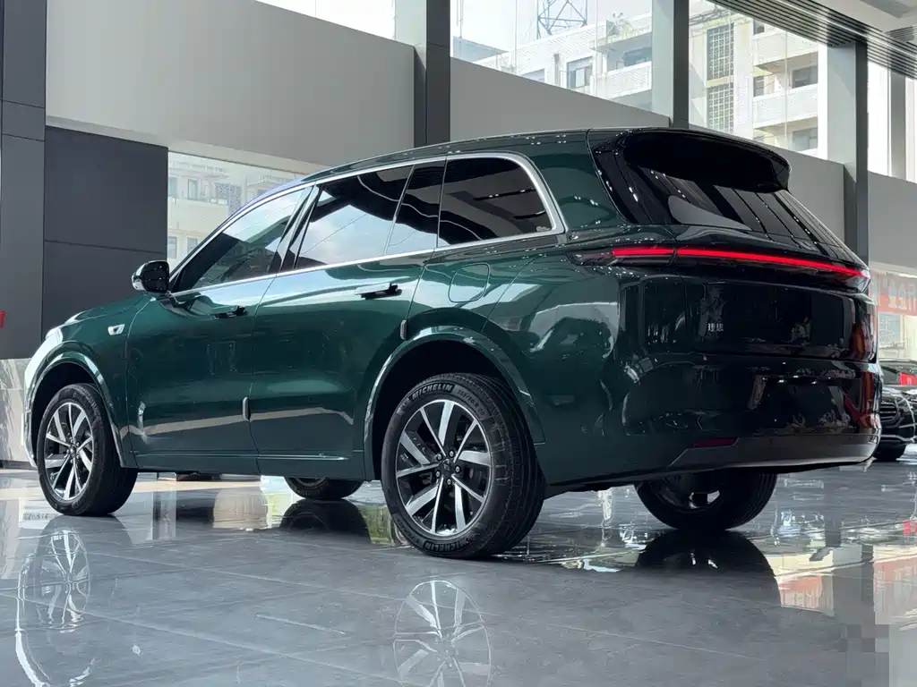 Li Auto Li L8 — миниатюра 10