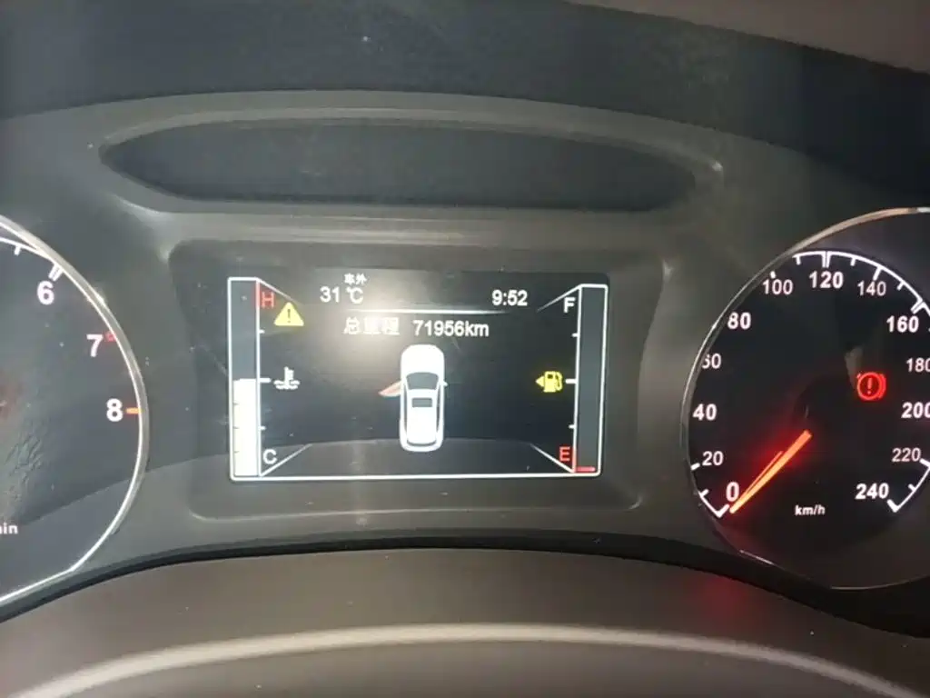BYD Song — миниатюра 12