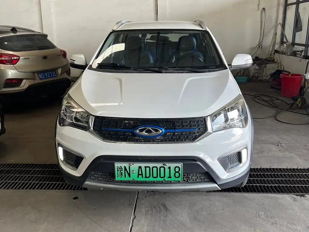 Chery New Energy Tiggo 3xe — миниатюра 2