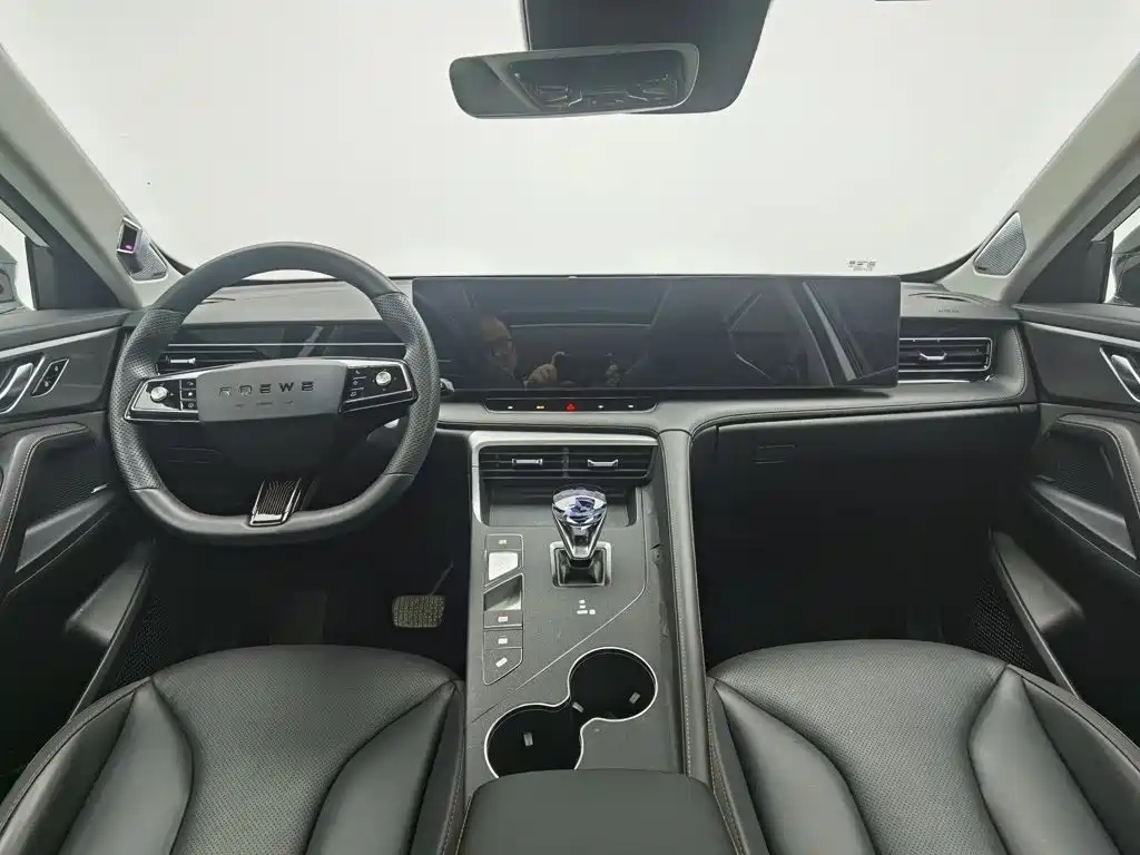 Roewe RX5 — миниатюра 5