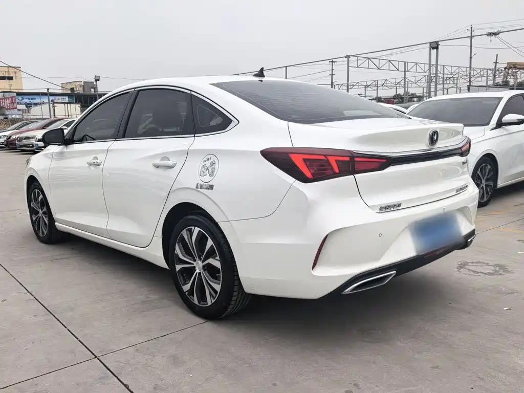 Changan Eado — миниатюра 10