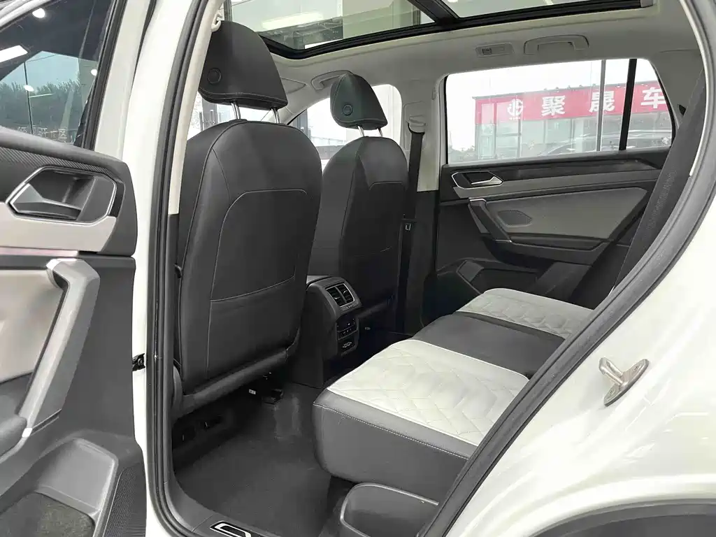 Volkswagen Tayron 2023 280TSI Luxury Plus