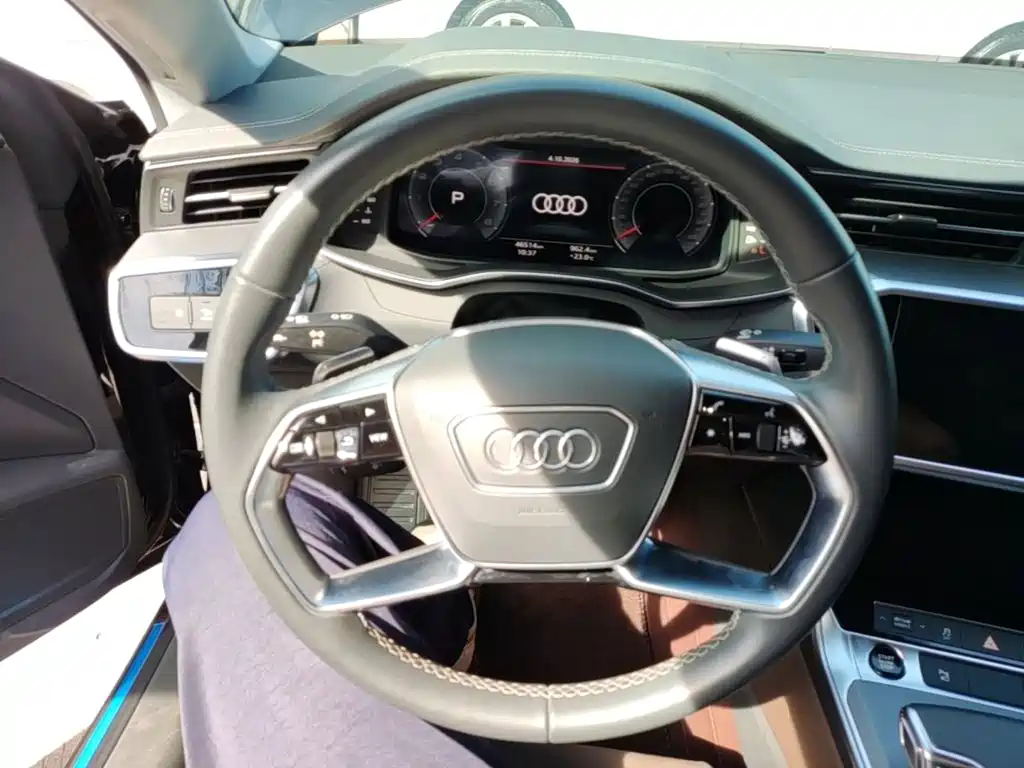 Audi A7L — миниатюра 11