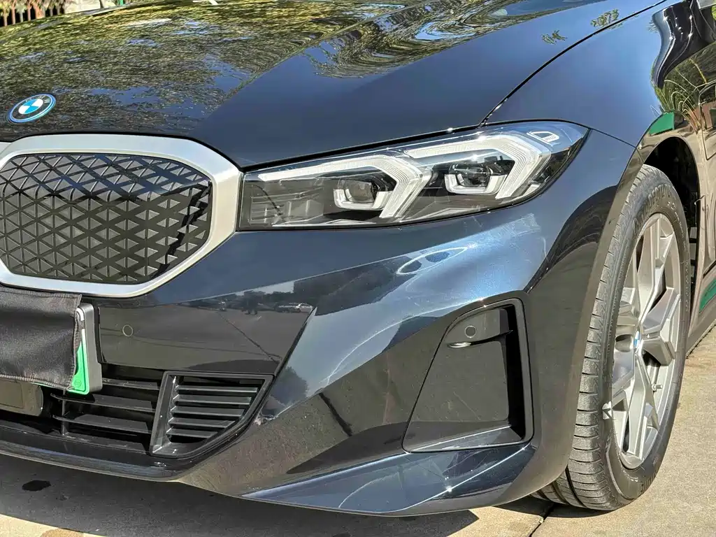 BMW i3 — миниатюра 17