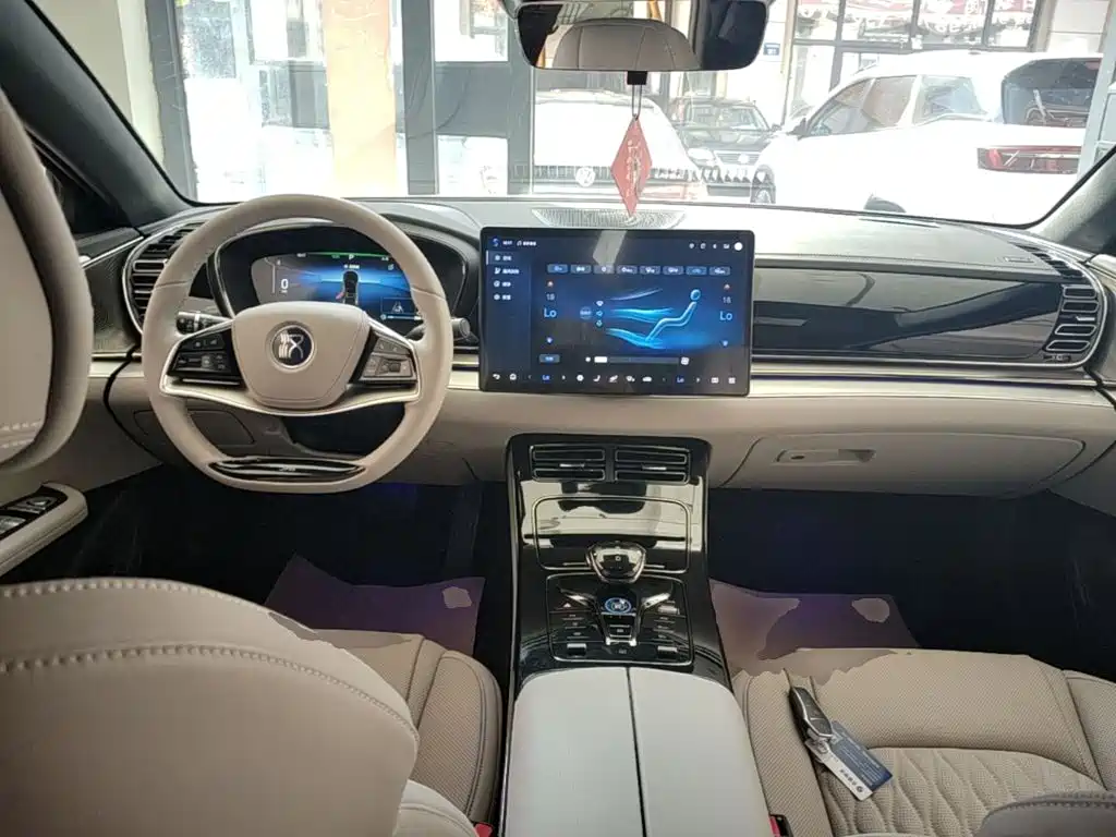 BYD Han — миниатюра 10
