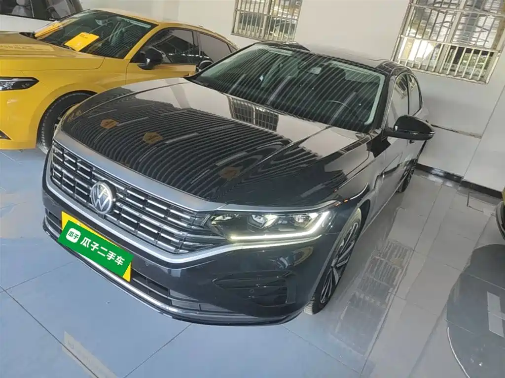 Volkswagen Passat 2022