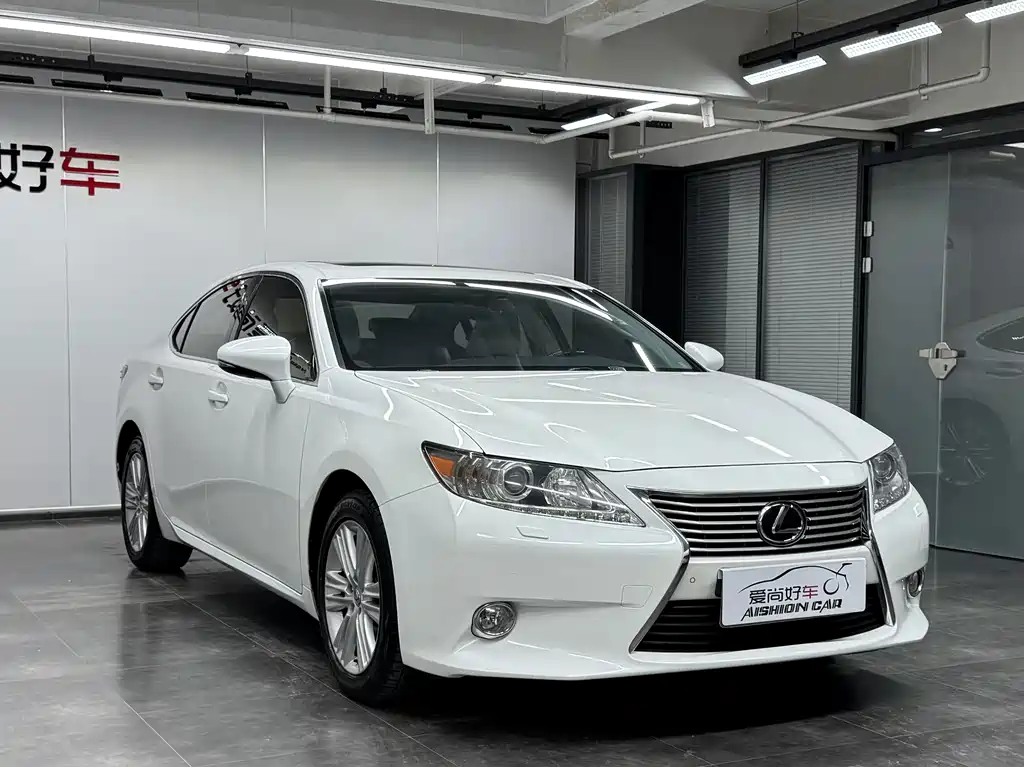 Lexus ES — миниатюра 3