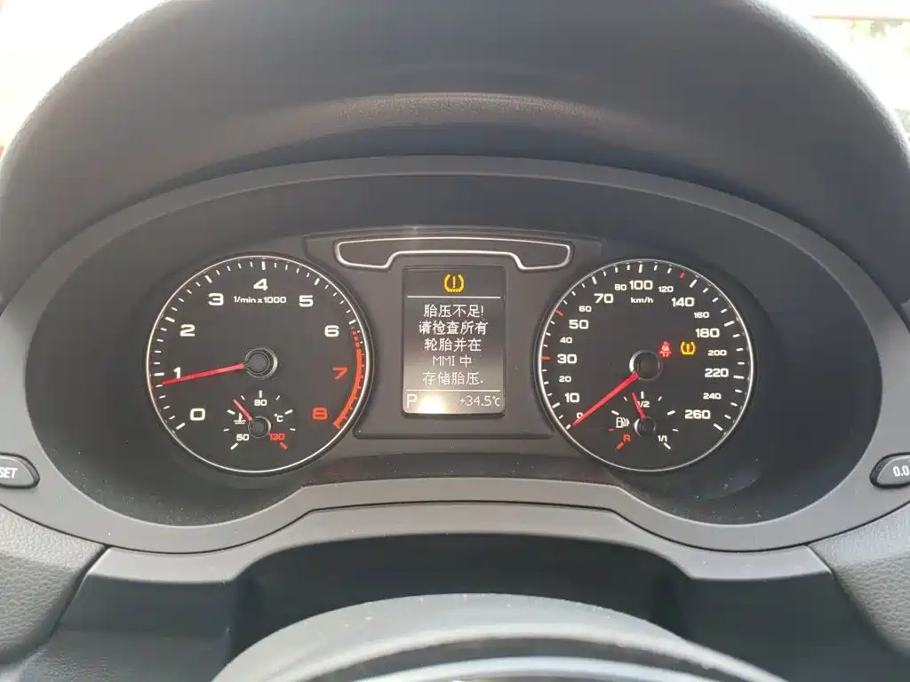 Audi Q3 — миниатюра 4