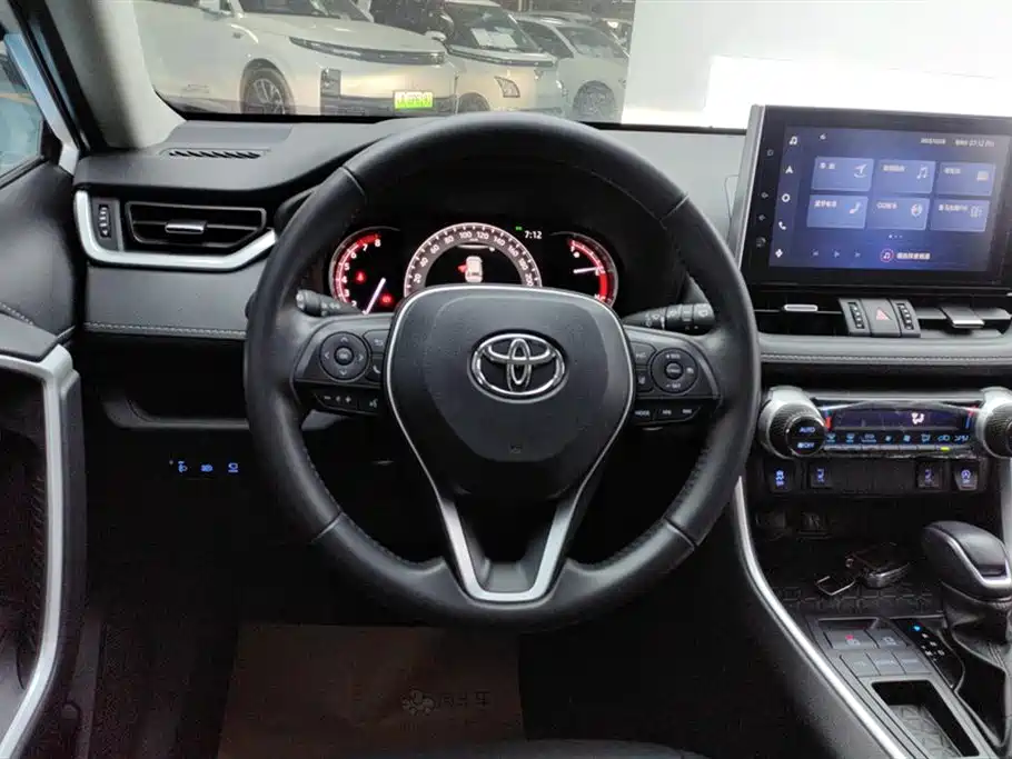 TOYOTA RAV4 RONGFANG