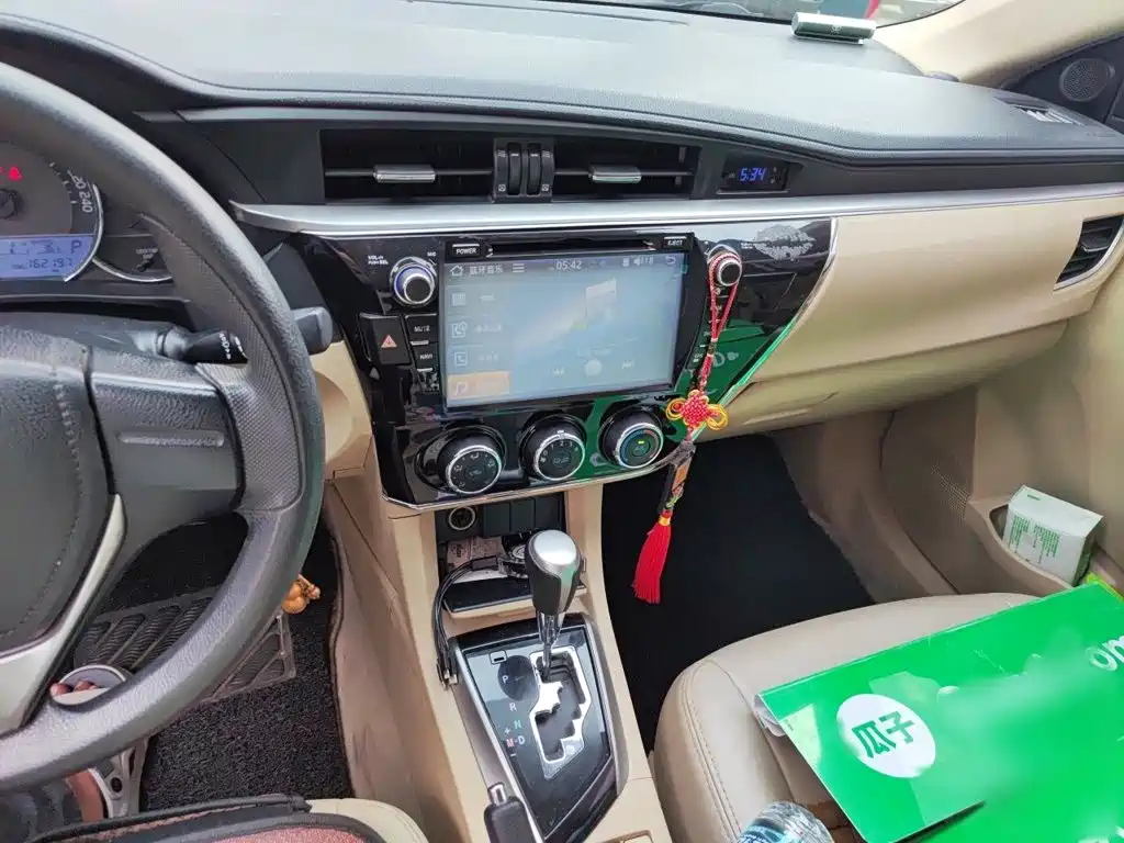 Toyota Corolla — миниатюра 6