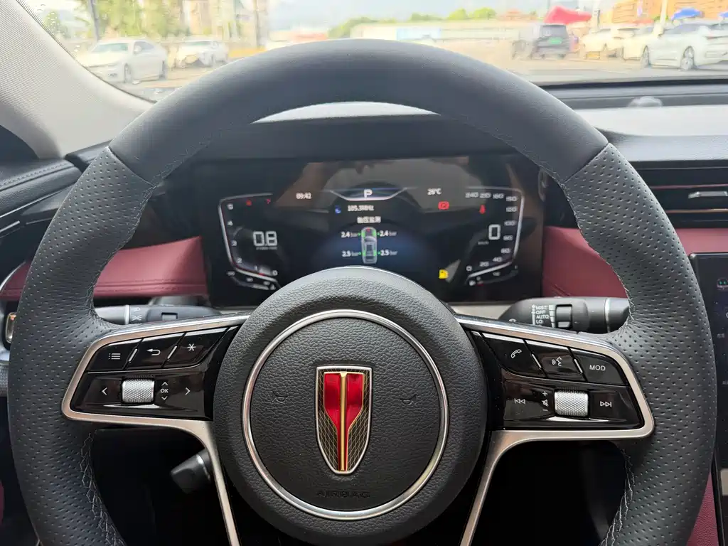 Hongqi Hongqi H5 — миниатюра 17