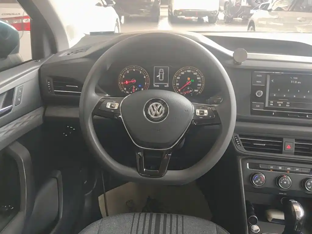 Volkswagen Tharu — миниатюра 11