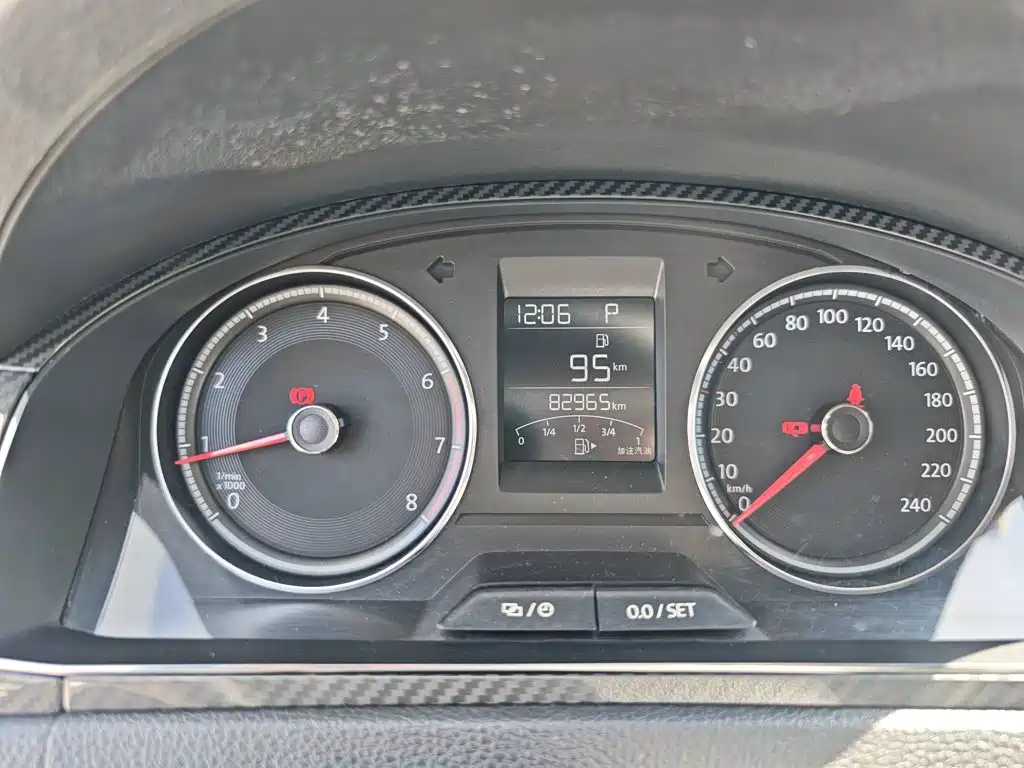 Volkswagen Santana — миниатюра 12