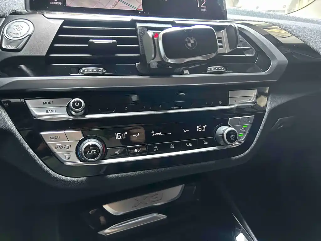 BMW X3 — миниатюра 9