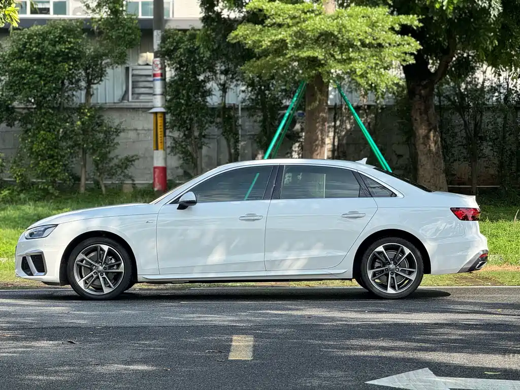 Audi A4L — миниатюра 8