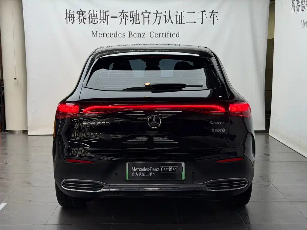 Mercedes-Benz EQE SUV — миниатюра 4