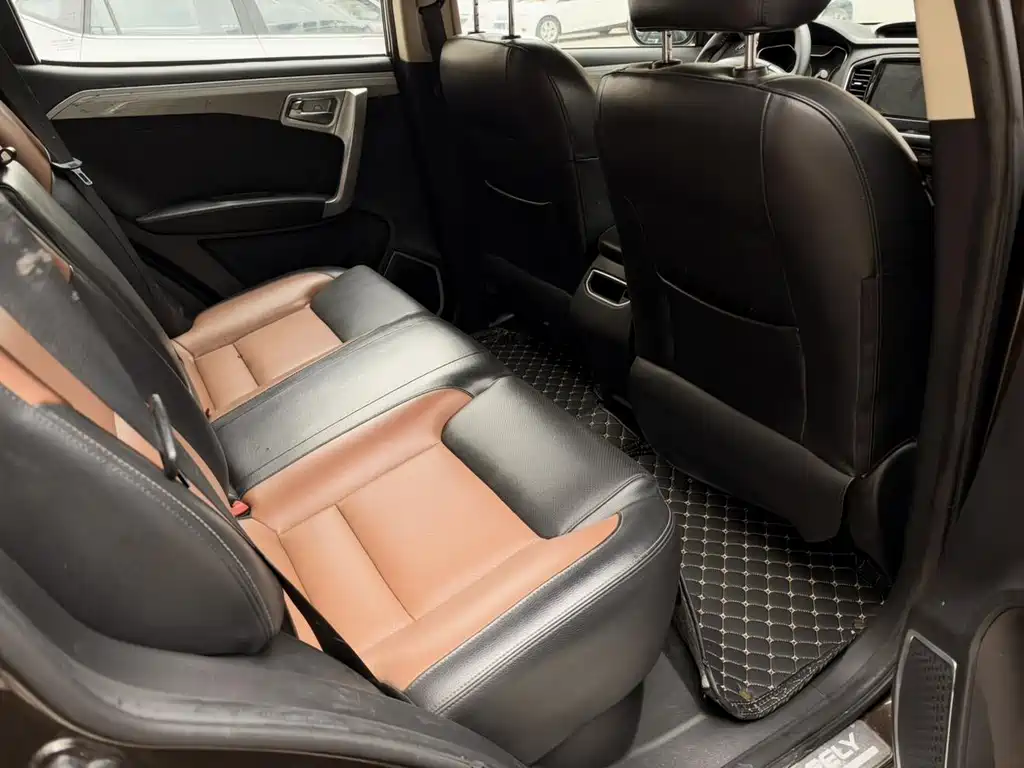 Geely Vision X6 — миниатюра 7