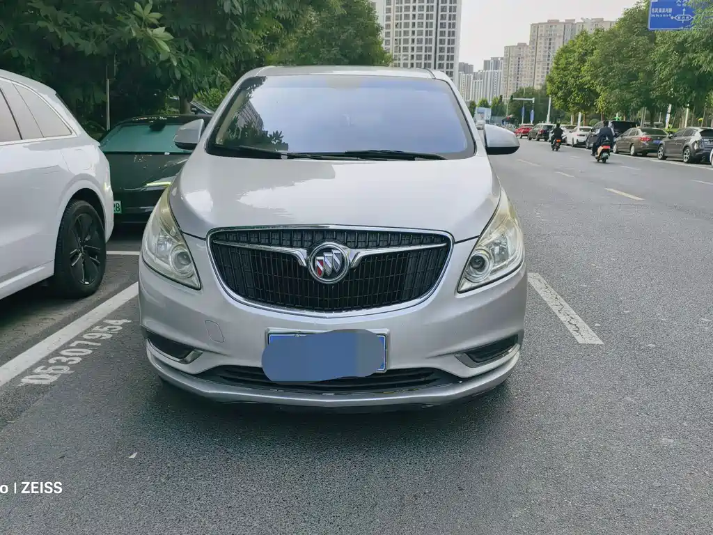 Buick GL8 2017 25S Luxury V