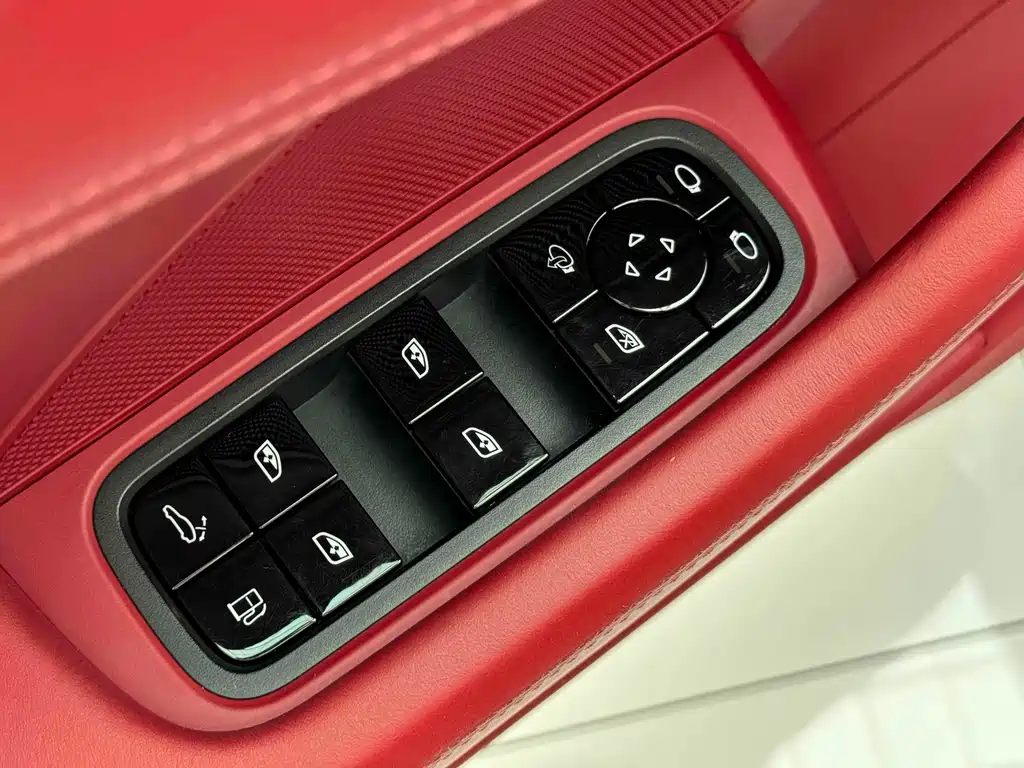 PORSCHE PANAMERA NEW ENERGY