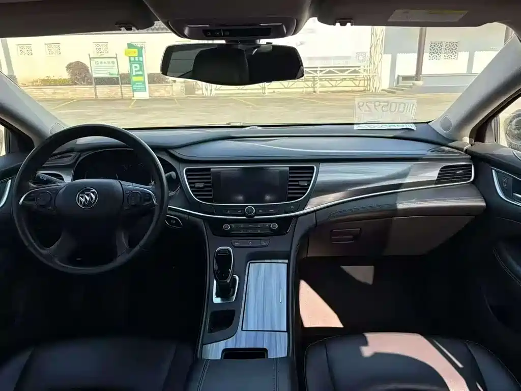 Buick LaCrosse 2020 652T Luxury