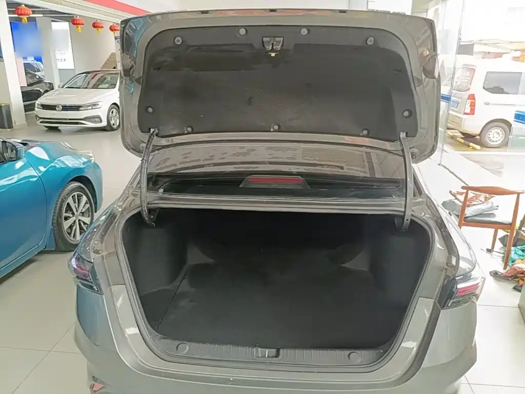 Geely Binrui — миниатюра 19