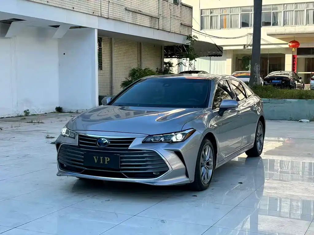 Toyota Avalon — миниатюра 3
