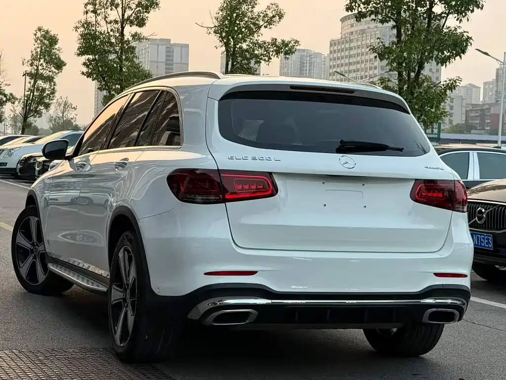 Mercedes-Benz GLC — миниатюра 9