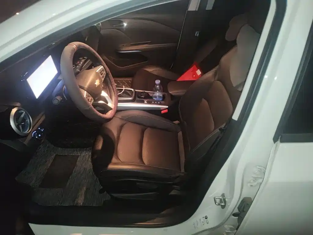 Chevrolet Monza — миниатюра 11