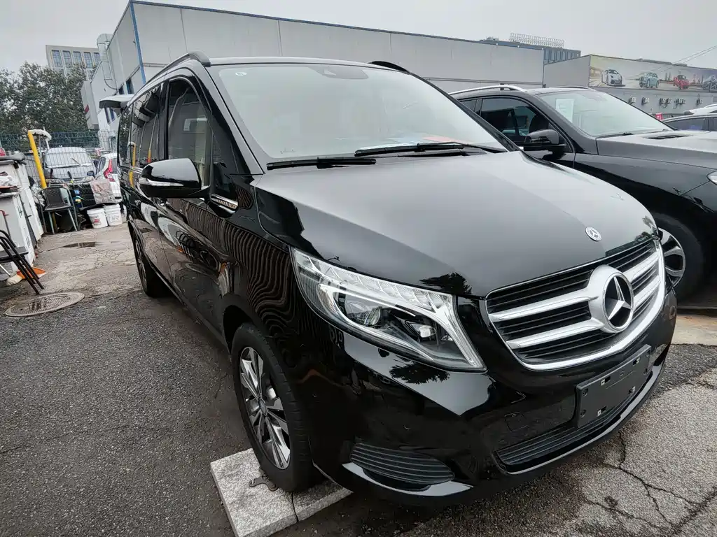 Mercedes-Benz V-Class — миниатюра 3