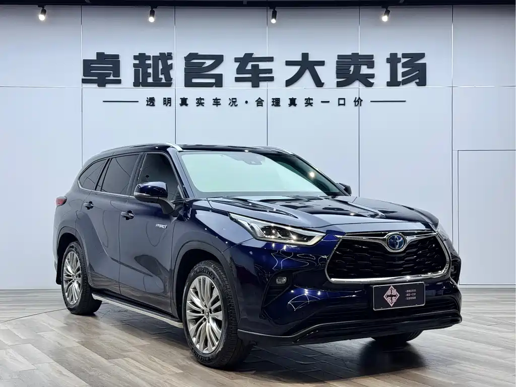 Toyota Highlander 2021