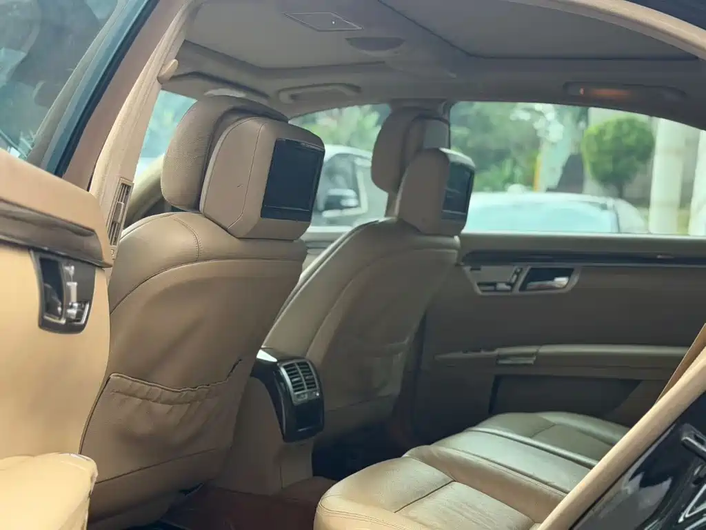 Mercedes-Benz S-Class — миниатюра 6