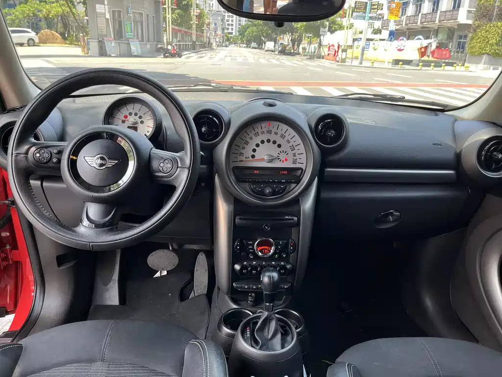 MINI Mini Countryman — миниатюра 8