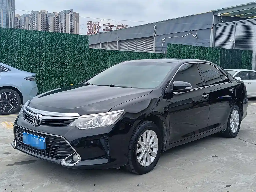 Toyota Camry 2017