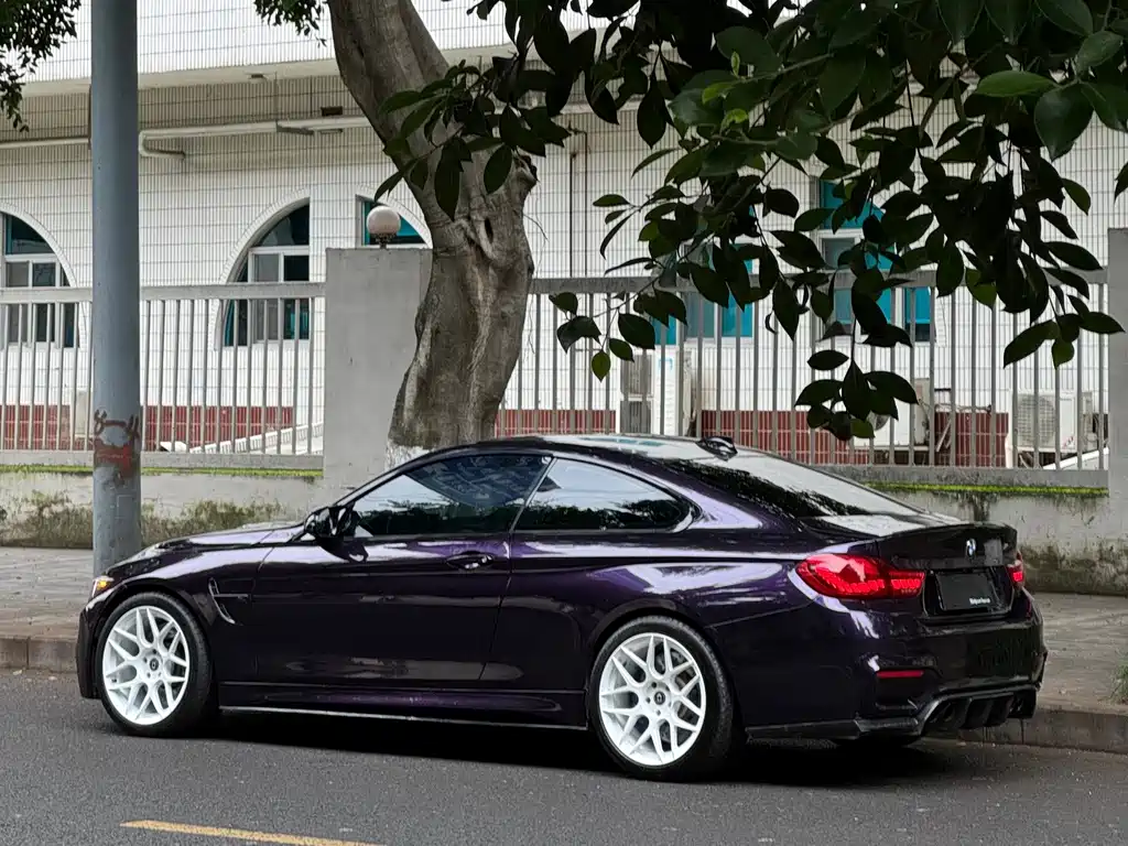 BMW M4 — миниатюра 5