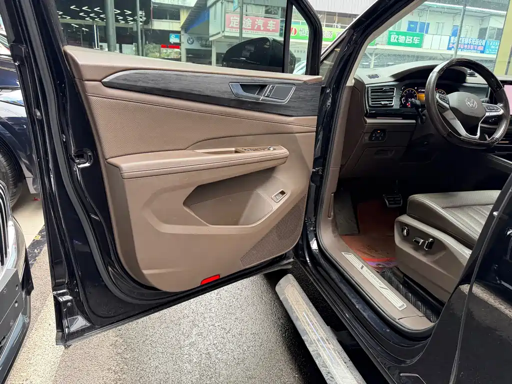 Volkswagen Viloran — миниатюра 9