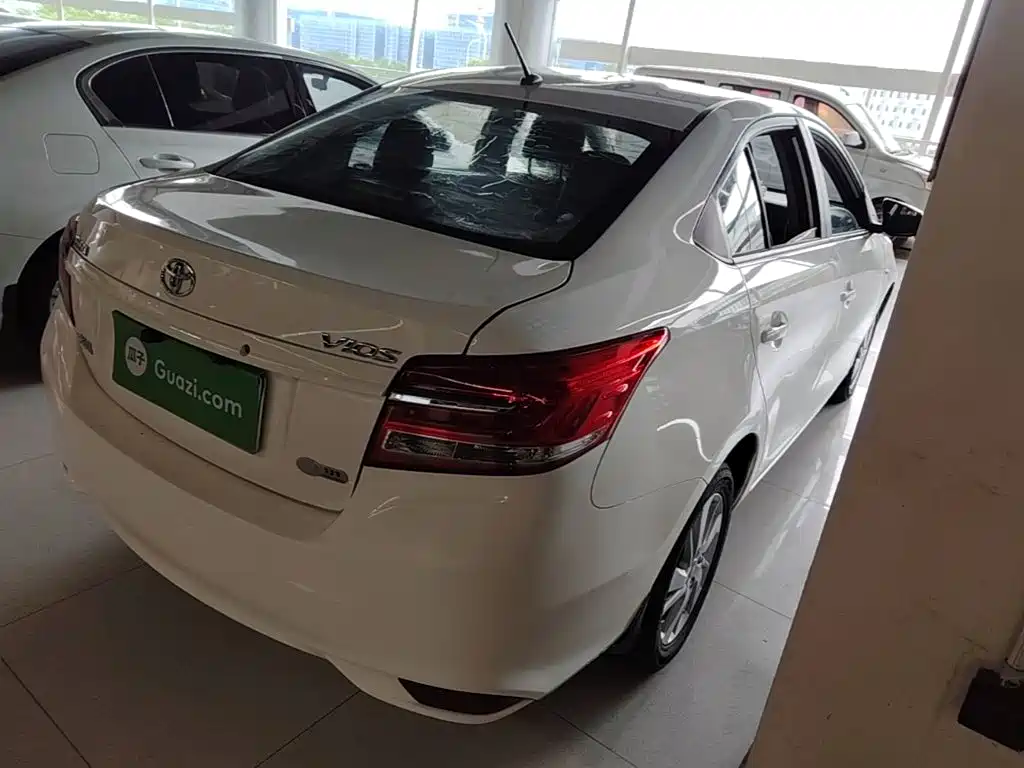 Toyota Vios — миниатюра 7