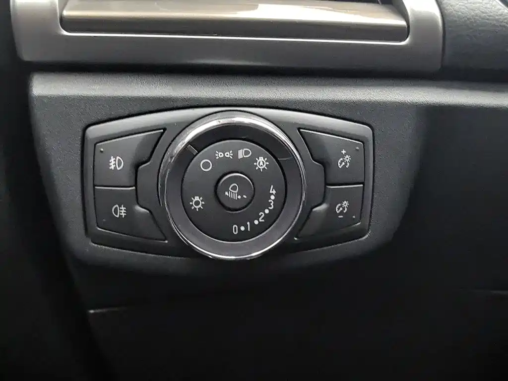 Ford Mondeo — миниатюра 21
