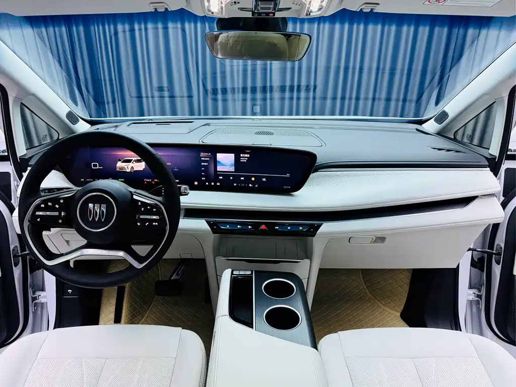 BUICK GL8 NEW ENERGY