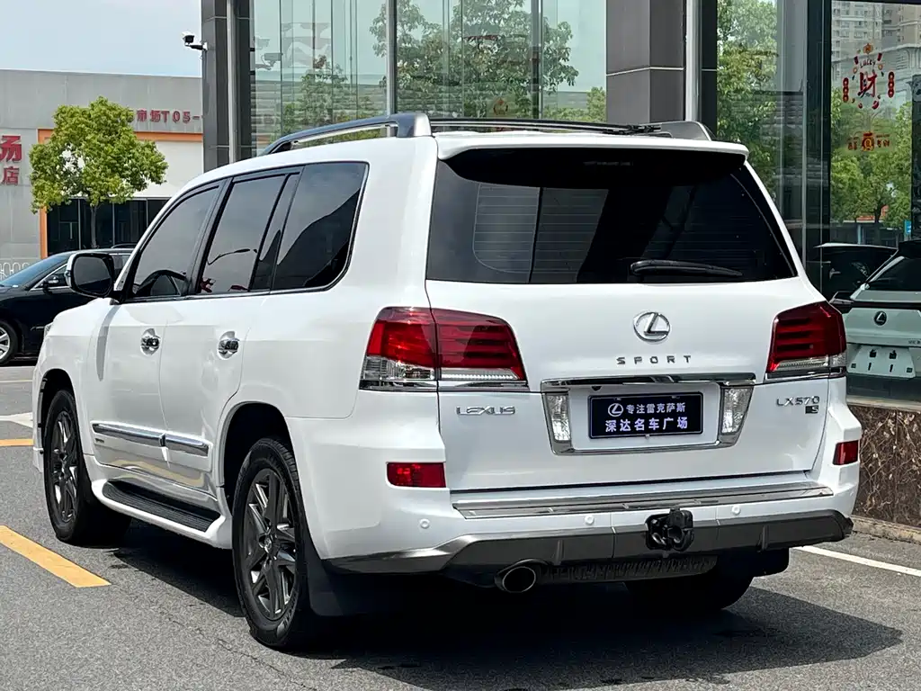 Lexus LX 2015 LX570