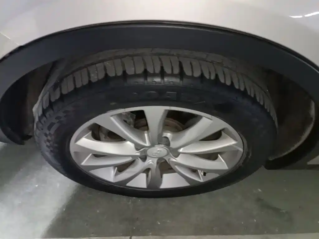 Geely Emgrand GS — миниатюра 23
